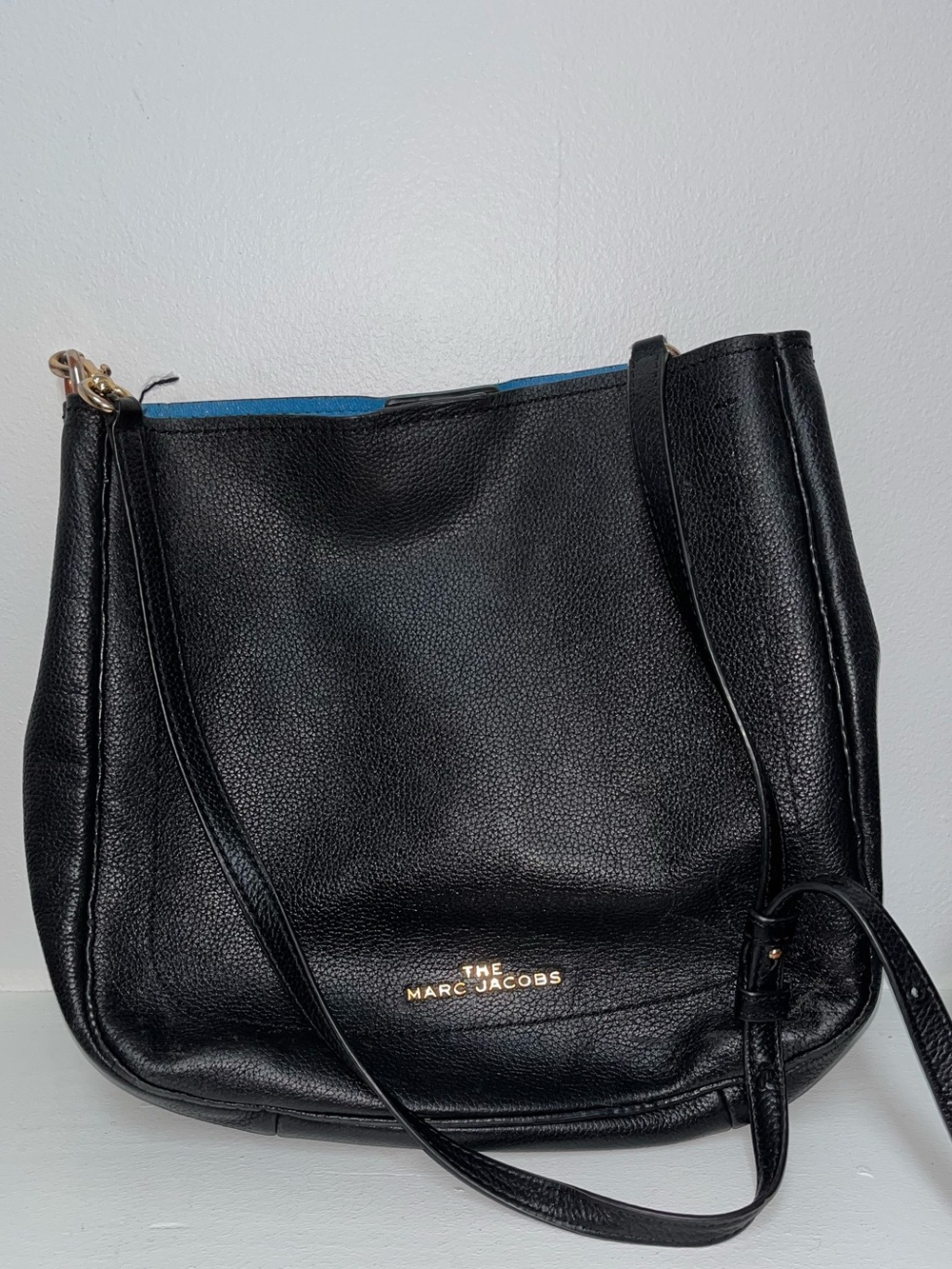 Marc Jacobs Black Pebbled Leather Shoulder Bag with Gold Logo